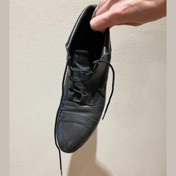 Black Leather Lace-Up Ankle Boots - Women's Size 9 - Picture 9 of 16